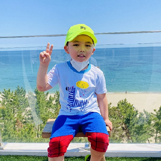 아늑한 집에서 또렷한 세상을 마음껏 보며 지내요